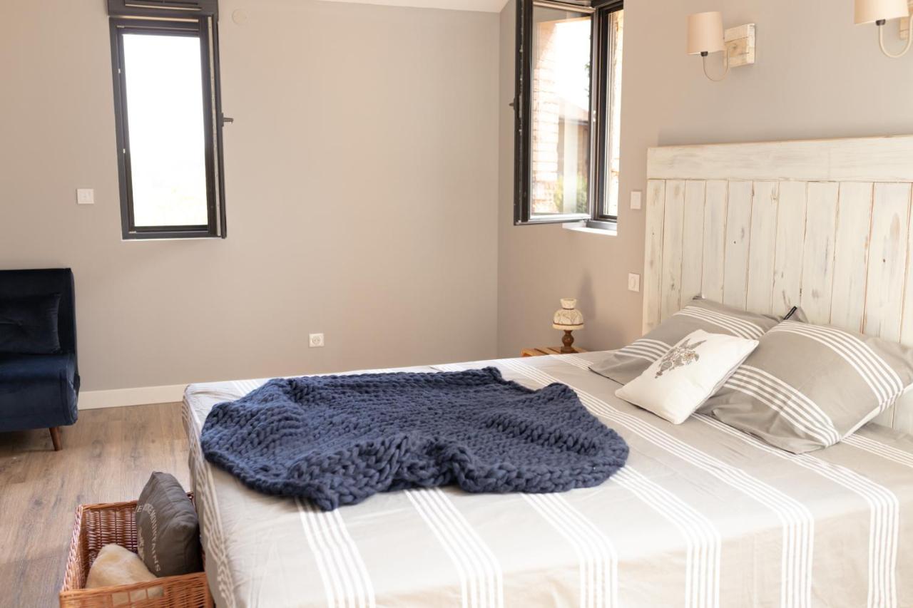 Domaine Des Jammetous - Hotel And Yoga Retreat Center La Magdelaine-Sur-Tarn Eksteriør billede