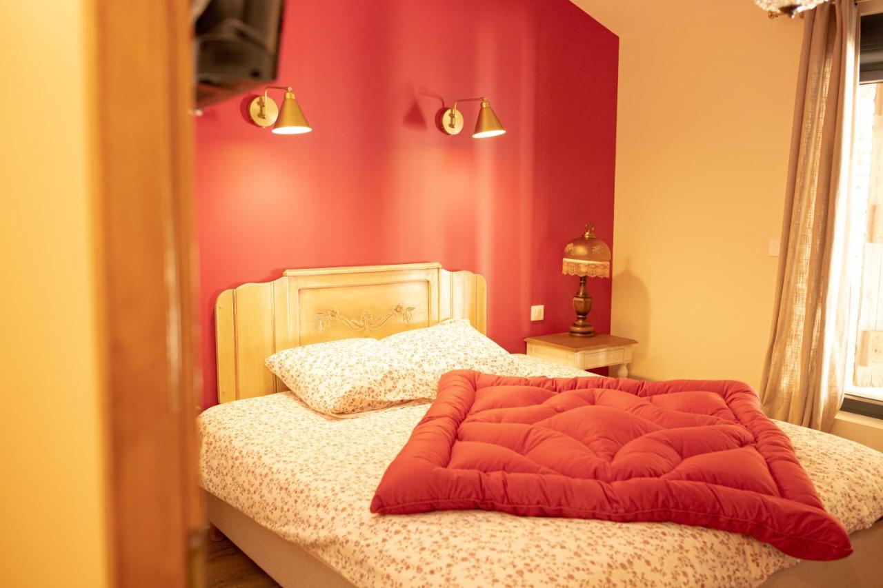 Domaine Des Jammetous - Hotel And Yoga Retreat Center La Magdelaine-Sur-Tarn Eksteriør billede